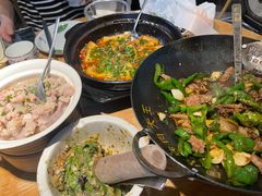 -费大厨辣椒炒肉(万家丽一店)