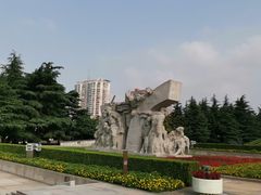 -上海市龙华烈士陵园