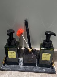 -苑苑vbeauty科技美容SPA