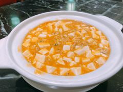 蟹粉豆腐-蝶园·装修中(BFC外滩金融中心店)
