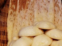 乡村锅边馍馍-万重锦·人文川菜馆(骡马市店)