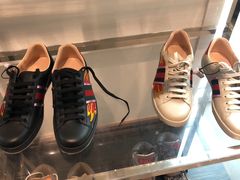 -Gucci(首创奥特莱斯店)
