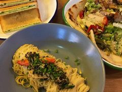 -HELLO 27 意面·沙拉·帕尼尼