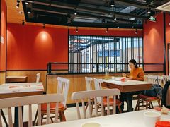 -渝是乎酸菜鱼·川渝小炒(新世界百货望京店)
