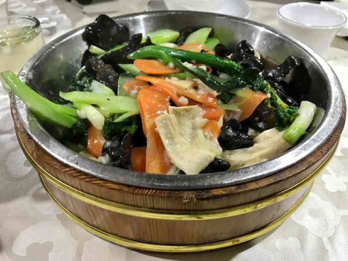 蚝家菜馆(沙井店)-"老字号,蚝家菜馆,沙井很出名的餐厅,五点.