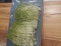 豆苗-五星桥原切肥牛火锅·30年专注好牛肉(湖塘店)