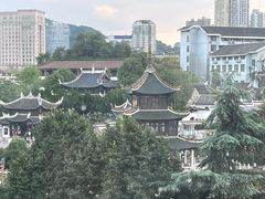 -包整·丝娃娃(一览甲秀楼风景店)