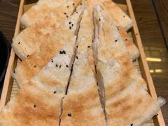 饽饽饼-王明古法砂锅居(开化寺店)