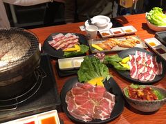 -山之屋炭火烧肉·生啤畅饮(大朗万科中央公园店)
