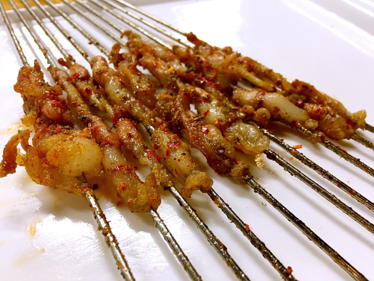 小腰头# 点的六种串里表现不尽人意的一款,烤得过了,收缩得太厉害.