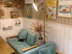 -Rabbit Cafe私房西餐甜点咖啡(栖霞路店)