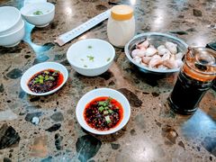 -周家大连水饺(美专校街店)