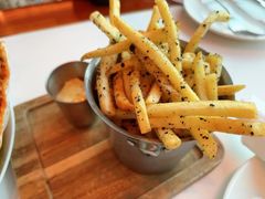 -The BREW·酿餐厅(浦东嘉里大酒店)