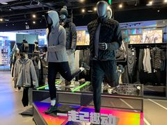 -NIKE品牌体验店(金源新燕莎店)