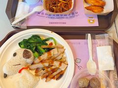 -史努比缤纷世界