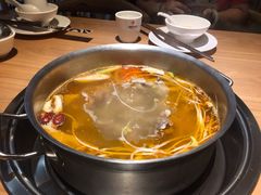 酸萝卜鸭架汤-守柴炉烤鸭(科华中路王府井店)
