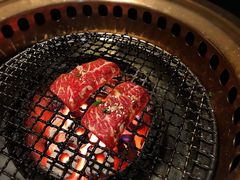 -山川小町·极番烧肉(新地假日广场店)