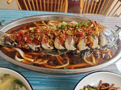 -自游人·美食一楼