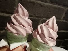 蓝莓味接骨木圆筒-麦当劳(广州新港东路第二分店)