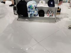-FILA(龙之梦购物中心店)