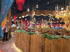 -老滇山寨•云南特色菜•地方菜•民族风情歌舞表演(金碧店)