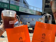 -百年港湾奥特莱斯(香炉礁店)