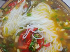 泡椒鸡杂粉-保宁粉馆(新村路店)