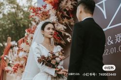 -派丽莫Pellimo原创设计婚纱品牌