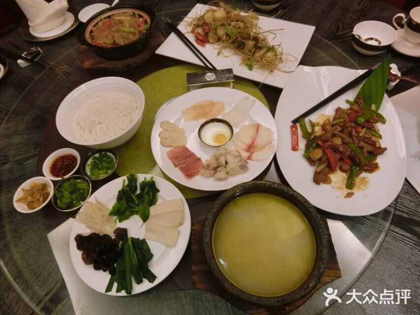 昆明中心皇冠假日酒店茶花轩中餐厅