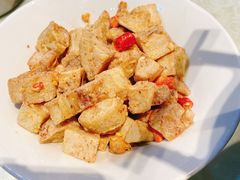 -昱龙大盆牛蛙馆(三兴街总店)