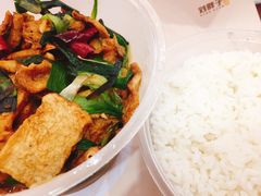 -刘胖子家常菜·蹄花焖藕(中央花园店)