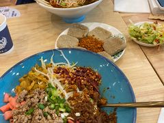 -贵凤凰贵州米粉(五道口店)