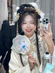 -一揽芳华汉服旗袍体验馆(拙政园店)