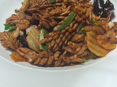 -闫府私房菜·老字号(恒隆店)