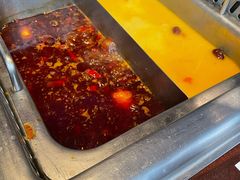 飘香麻辣和金汤花胶鸳鸯锅-大隐·成都火锅Bistro(合生麒麟新天地店)