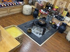 -三锅莊·牦牛肉火锅·香格里拉特色藏餐宴请餐厅(菱角塘路店)
