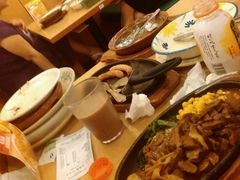 -萨莉亚意式餐厅(特力时尚汇店)