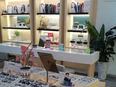 -康利眼镜·蔡司战略合作店(龙泉书房店)