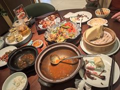 -荷花亭·湖北融合菜(十堰武商MALL店)