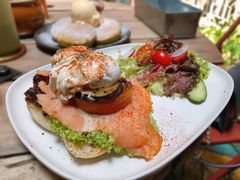 -The Daily Fix Cafe
