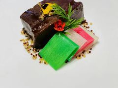 低温牛舌搭双色笋片-程府宴(南长街四合院店)