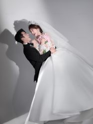 -雅云婚纱摄影工作室旗舰店