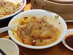 -诚铭记·虾仁汤包·成都小吃(融创店)