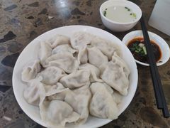 -周家大连水饺(美专校街店)