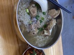 -潘先生牛杂煲·客家小碗菜(兰花路店)