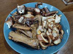 -老鼎万春卤菜(五代传承创始老店)