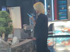 -屋有岛沉浸游戏旗舰店(中山公园店)