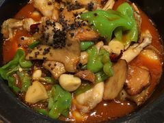 -云海肴·汽锅鸡·云南菜(天山百盛优客店)