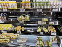 面包甜点陈列柜-仟吉KenGee(兴荣街店)