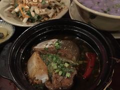 -Cuc Gach Quan Restaurant